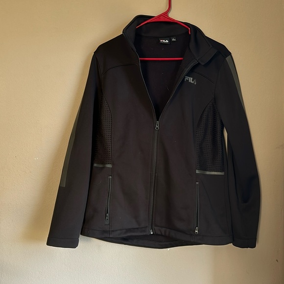 Black Fila Spot Jacket - Picture 1 of 4